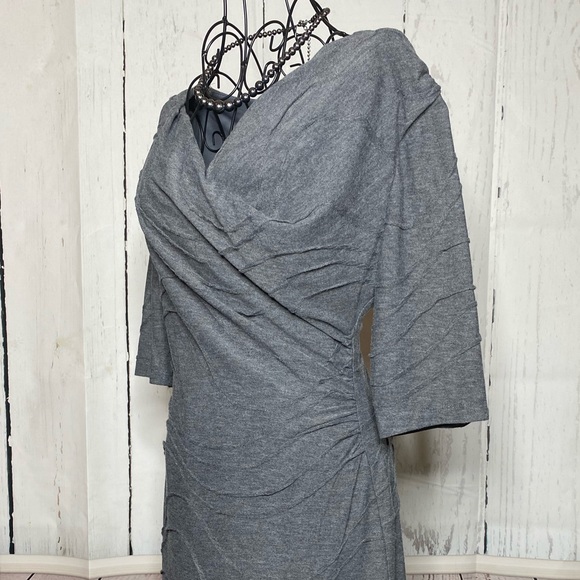 Gray 3/4 sleeve Dress - Picture 5 of 10
